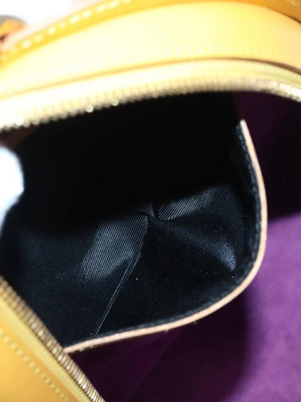 LOUIS VUITTON Epi Mabillon Backpack Yellow M52239 LV Auth 93891 - Picture 10 of 16